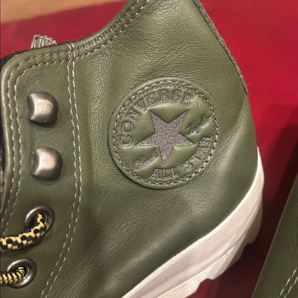 Converse Olive High-Tops with White Accents Women's SZ 8.5 - Picture 2 of 4